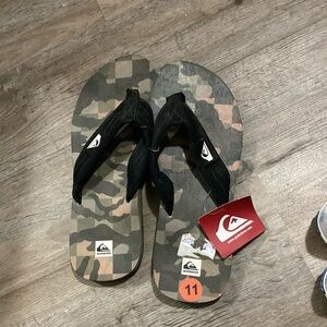 Quiksilver Camo Flip Flops